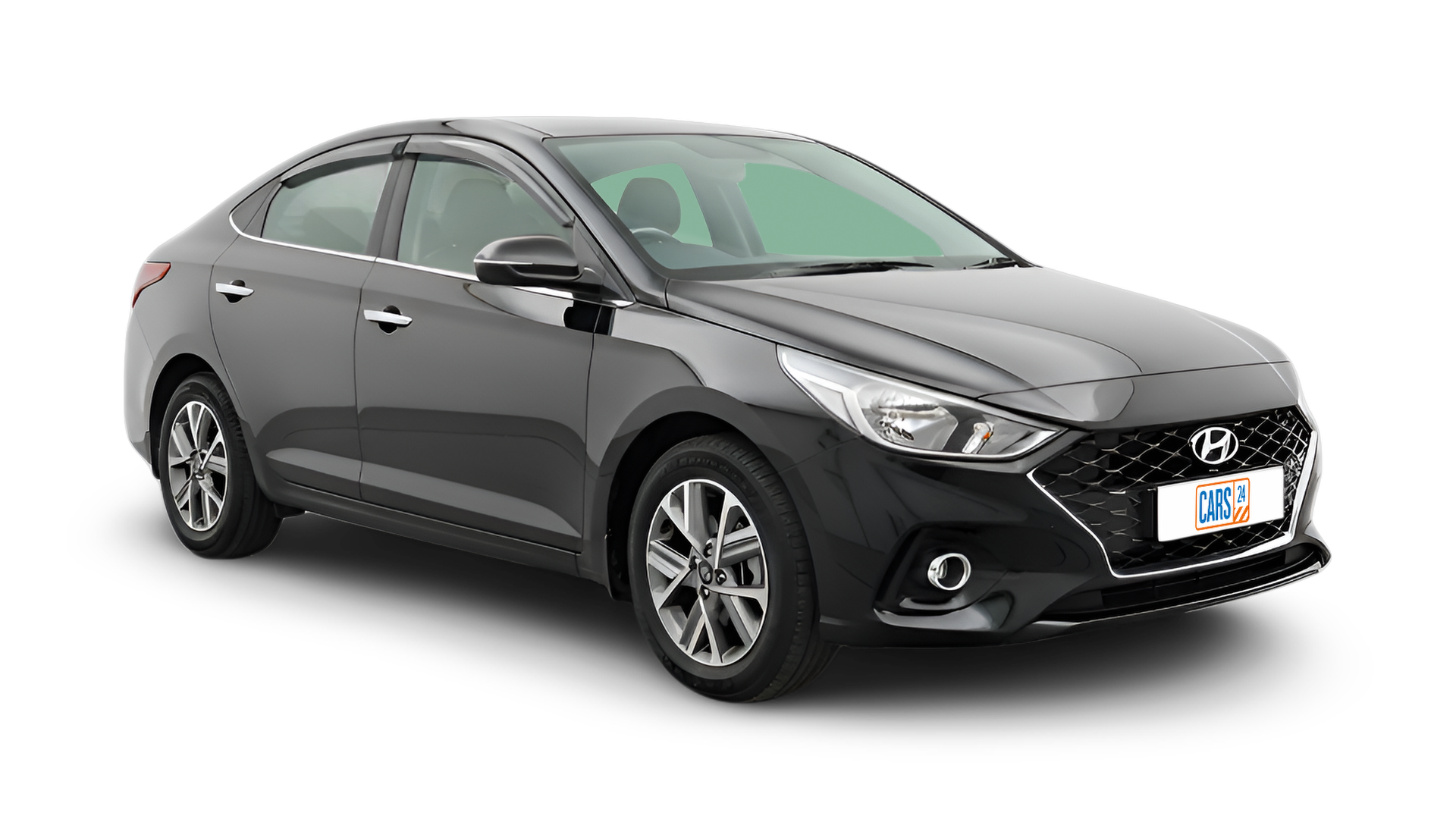 Hyundai Verna-img